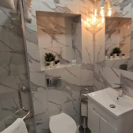 301 Planeta Apartman *